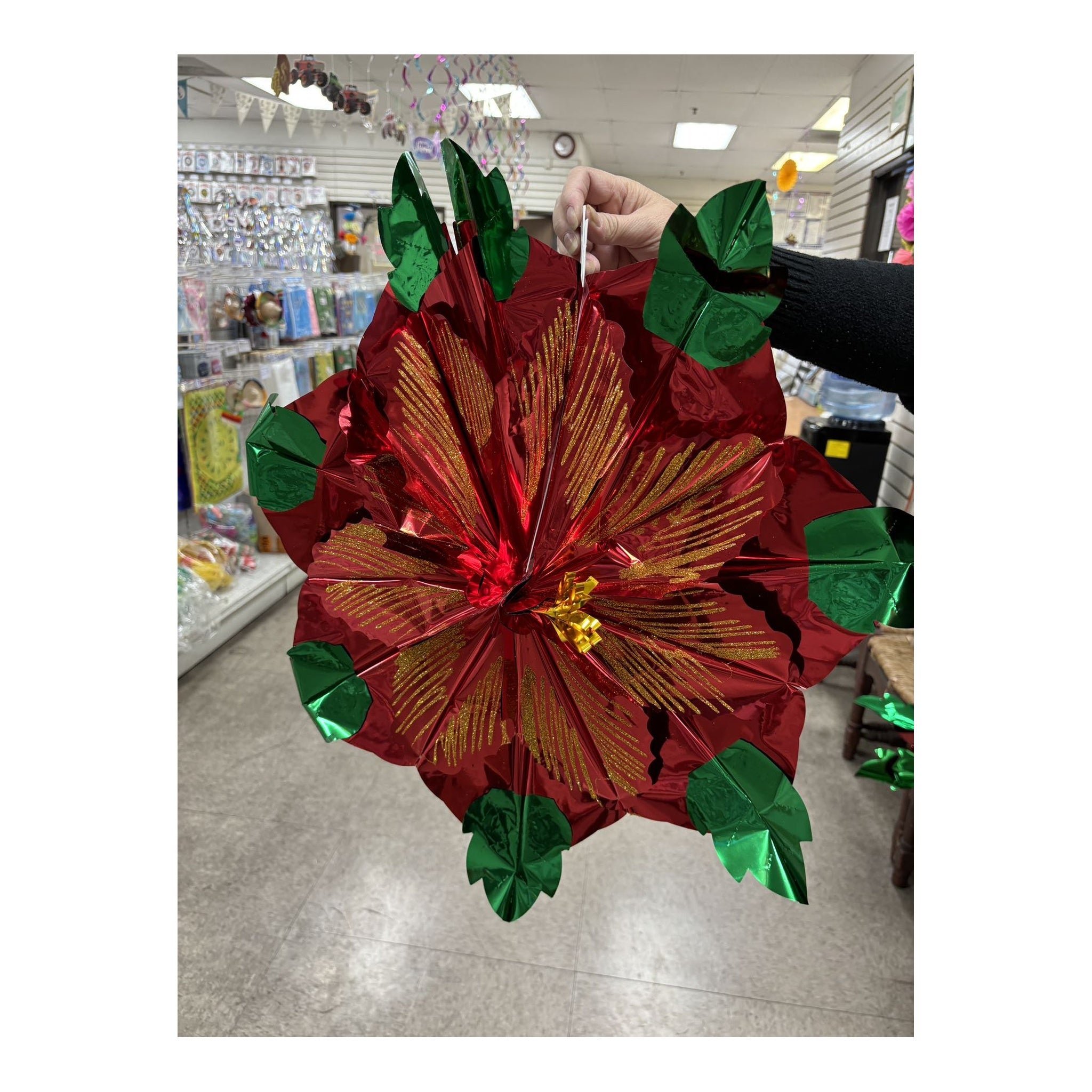 30" Poinsettia Flower Medium 120C10